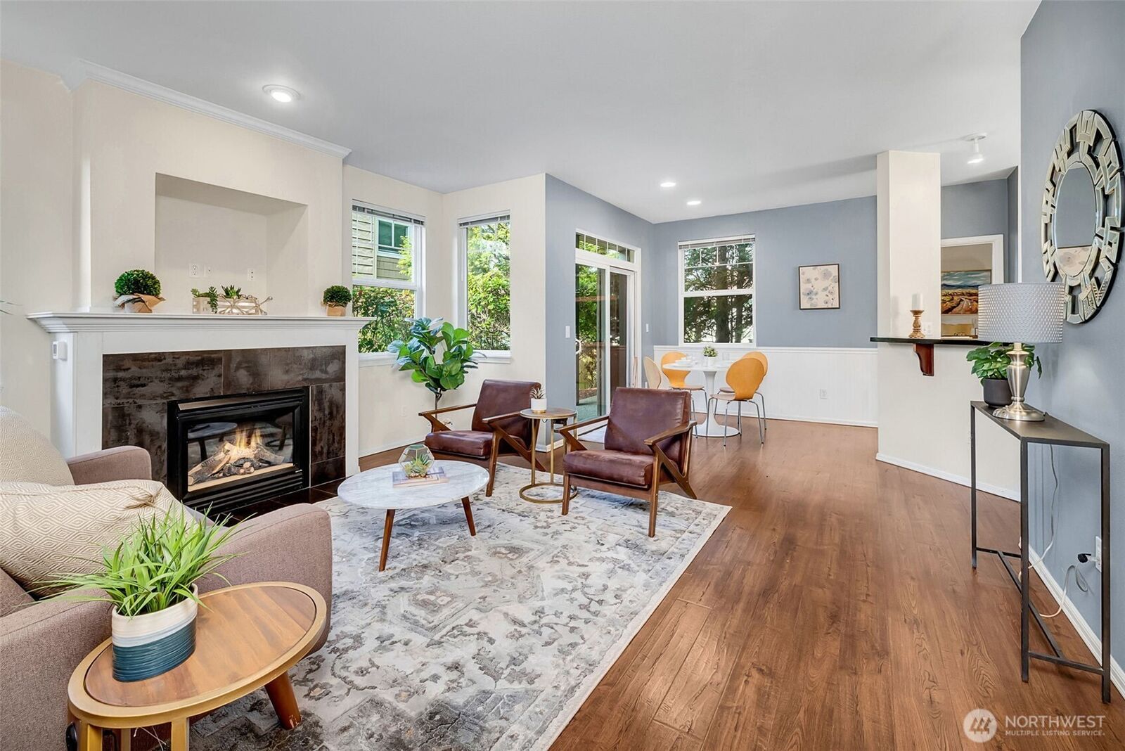 Property Photo:  1500 S 18th Street H101  WA 98055 