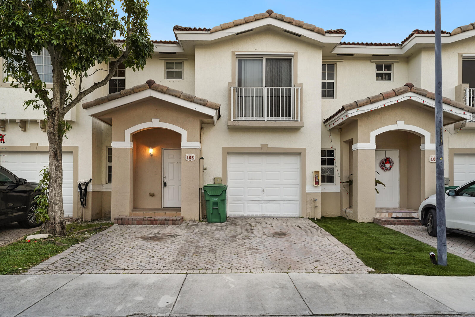 Property Photo: 14142 SW 260th Street 105 FL 33032