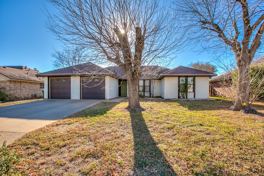 Property Photo:  3609 Clare Dr  TX 76904 