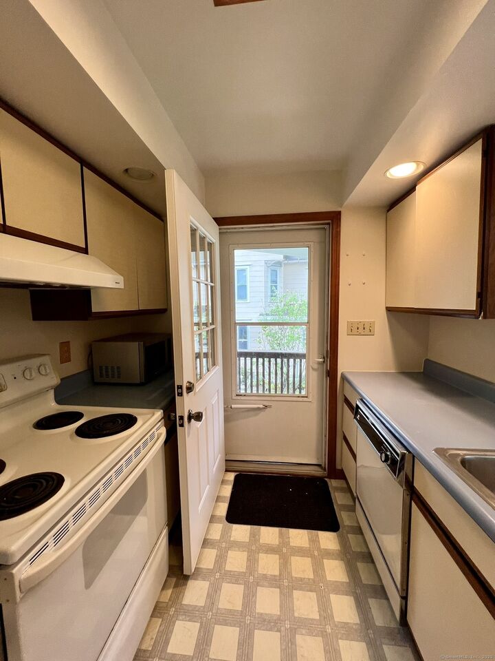 Property Photo: 7 Golden Hill Street 2nd Floor CT 06801