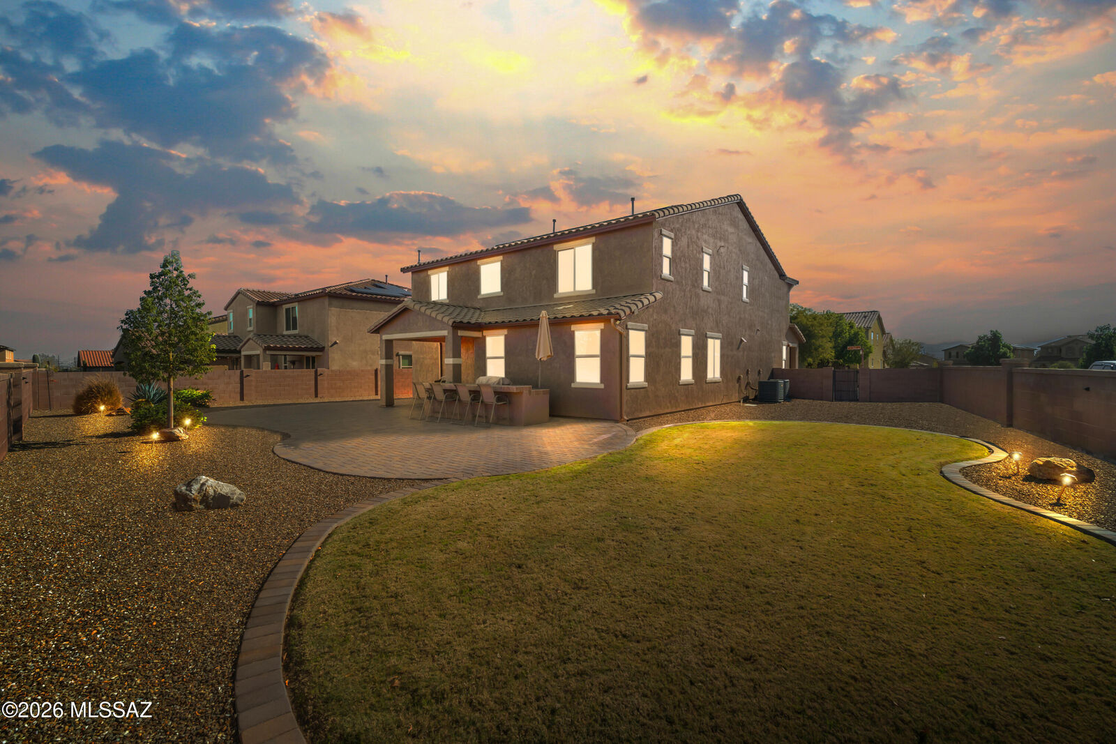 Property Photo:  896 W Camino Capria  AZ 85629 