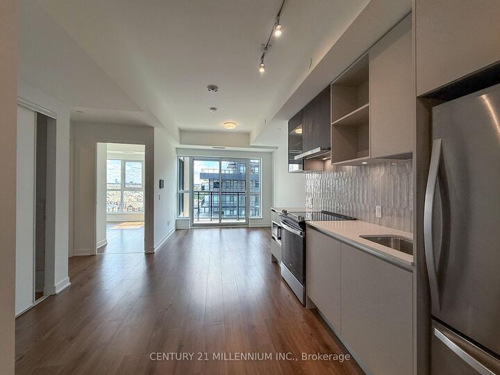 Property Photo:  405 Dundas Street W 810  ON L6M 5P9 