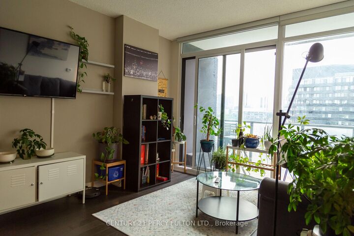 Photo de la propriété:  120 Bayview Avenue S816  ON M5A 0G4 