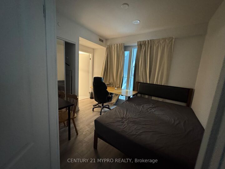 Property Photo: 230 Simcoe Street 1528 ON M5T 1T4