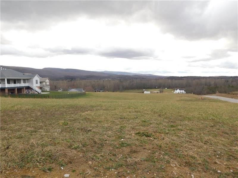 Property Photo: Lot 19 Baron Court PA 15445