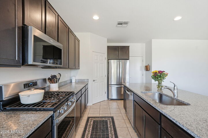 Property Photo:  21800 S 226th Place  AZ 85142 