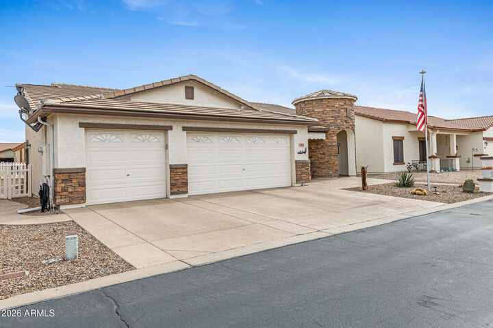 Property Photo:  2101 S Meridian Road 199  AZ 85120 