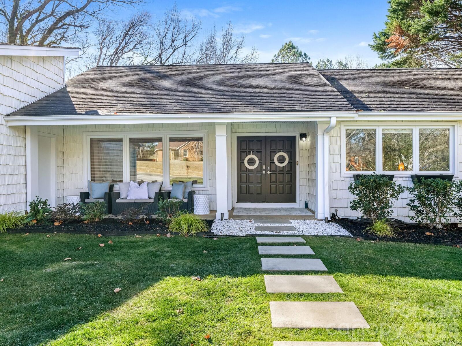 Property Photo: 9008 Raintree Lane NC 28277