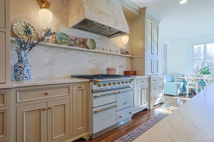 Property Photo: 330 Boal Street OH 45202