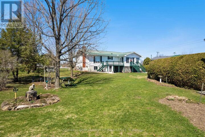 Photo de la propriété:  117 Perth Road  ON K7A 0K3 