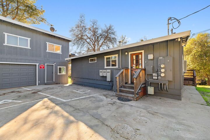 Property Photo:  22941 Hudson Road  CA 95310 