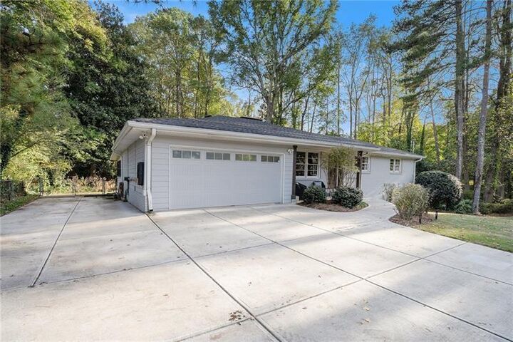 Property Photo: 436 Concord Road SE GA 30082