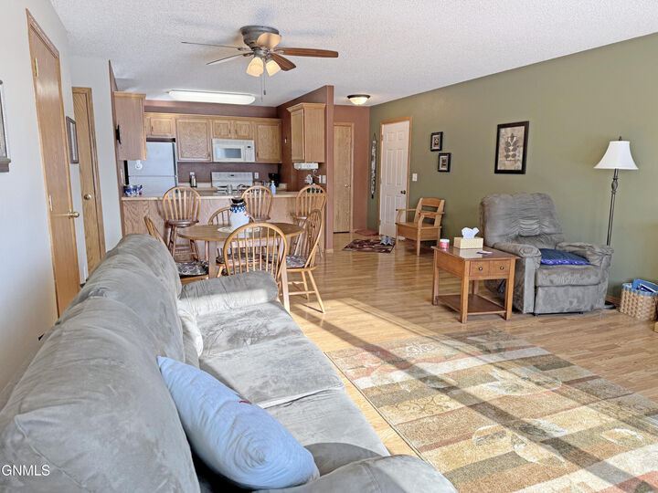 Property Photo: 916 Lambton Avenue 1 ND 58503