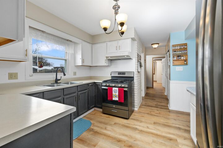 Property Photo:  6822 Forest Glen Court  IN 46815-7904 