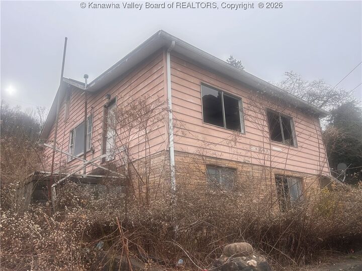 Property Photo:  27394 2nd Avenue  WV 25102 