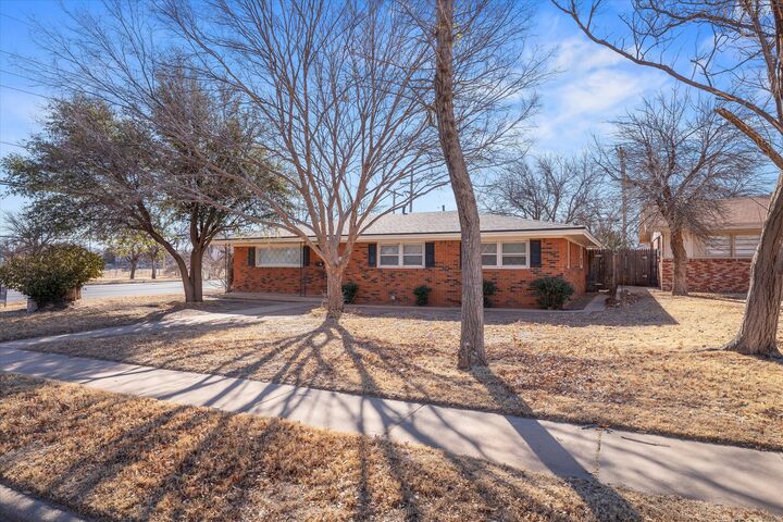 Property Photo: 4401 27th Street TX 79410