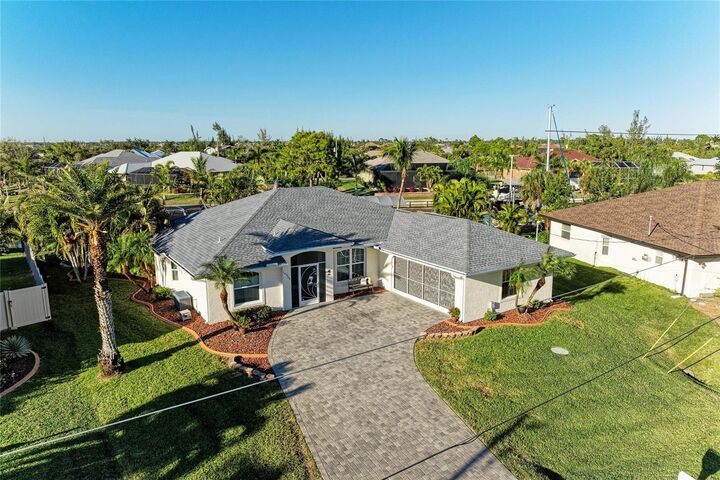 Property Photo:  14968 Lyneburg Avenue  FL 33981 