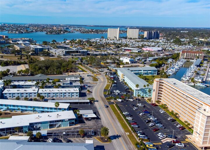 Property Photo:  1847 Shore Drive S 204  FL 33707 