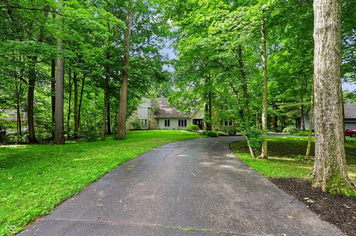 Property Photo: 118 White Horse Lane IN 46038