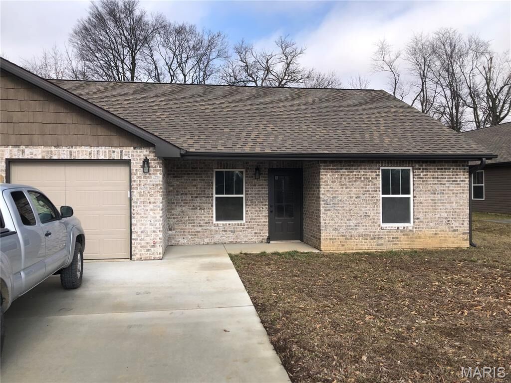 Property Photo:  211 Cedar Circle B  MO 63755 