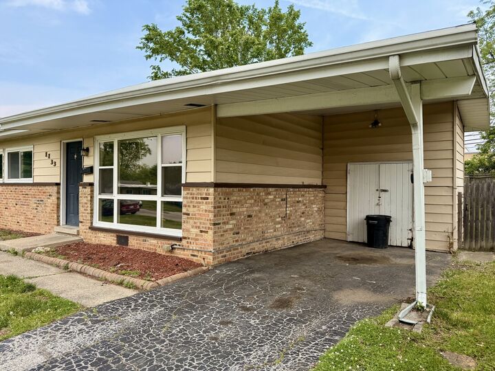 Property Photo:  1133 Parkview Avenue  IL 60411 