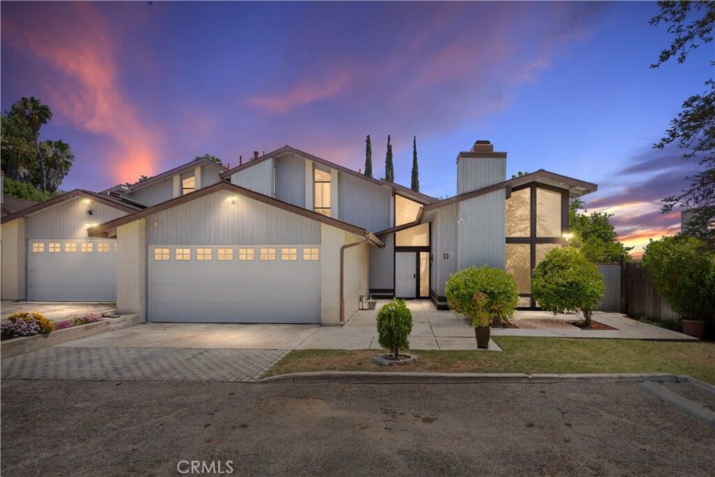 Property Photo:  3319 Maywood Drive 1  CA 93306 
