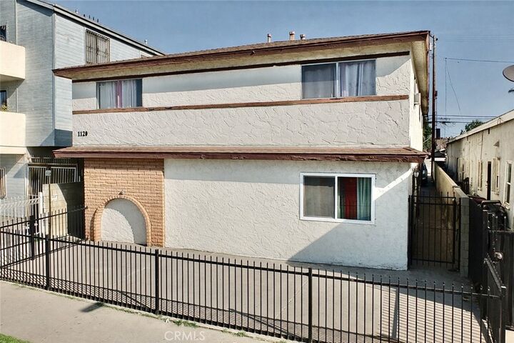 Property Photo: 1120 Raymond Avenue CA 90804
