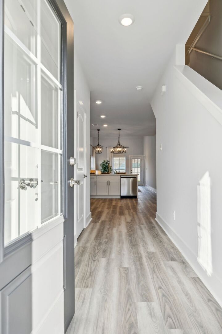 Property Photo: 672 Tulip Springs Ct TN 37076