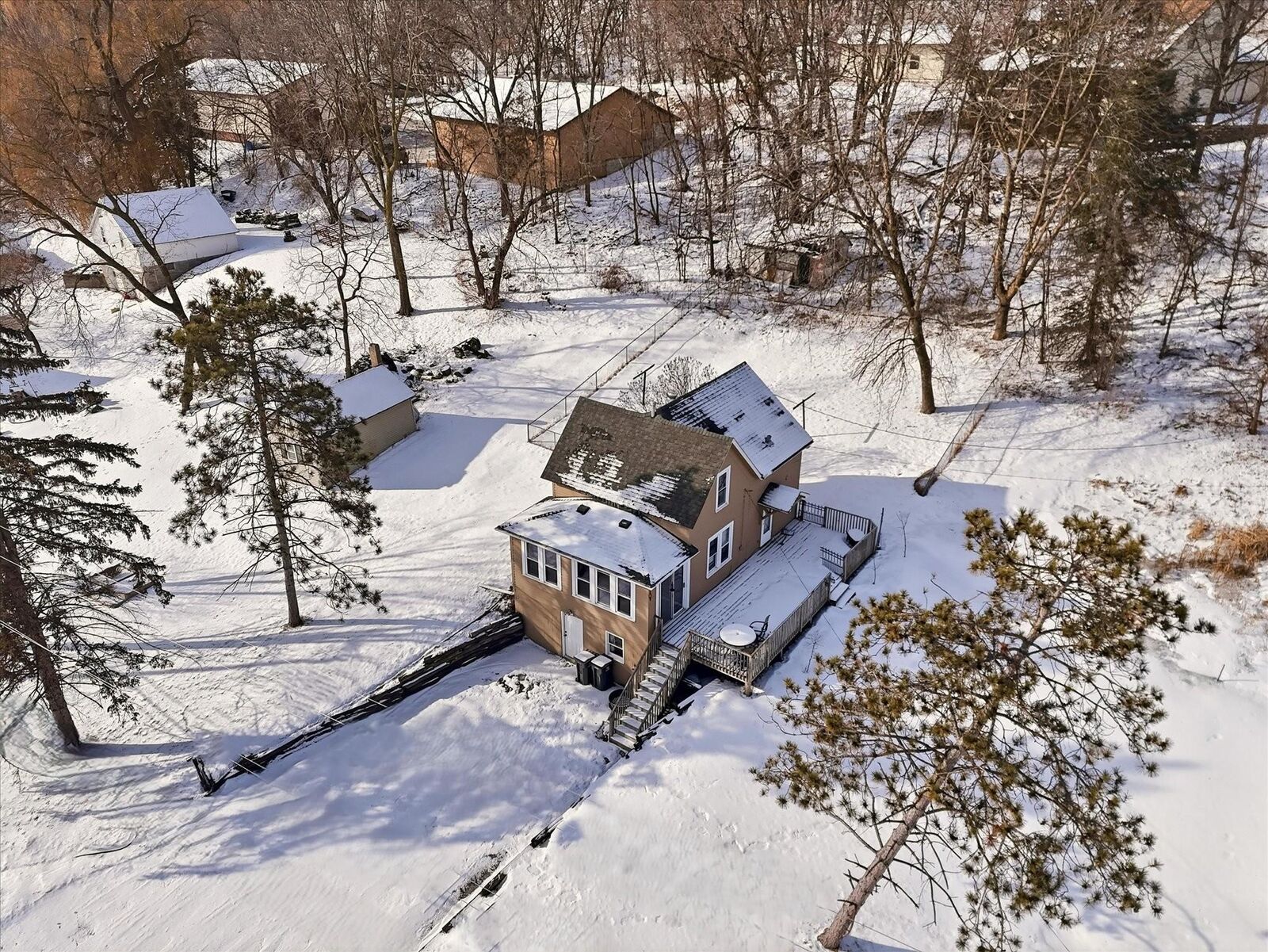 Property Photo:  700 Main Street W  MN 55315 