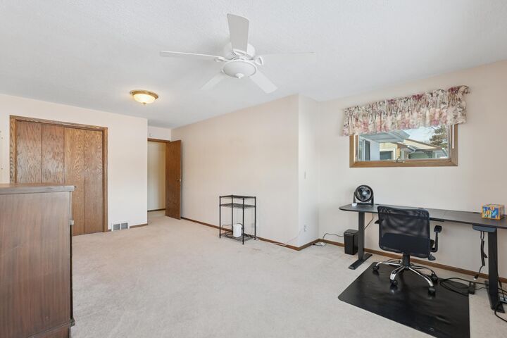 Property Photo:  272 Roma Avenue  MN 55113 