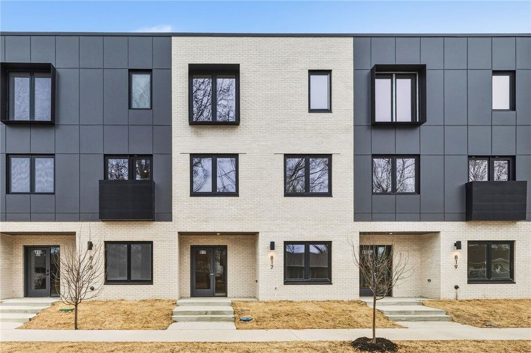 Property Photo: 817 SE H Street AR 72712