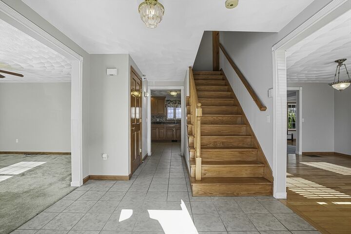 Property Photo: 37 Mohave Rd MA 01606