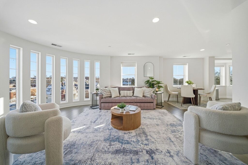 Property Photo:  120 Wyllis Ave 401  MA 02149 