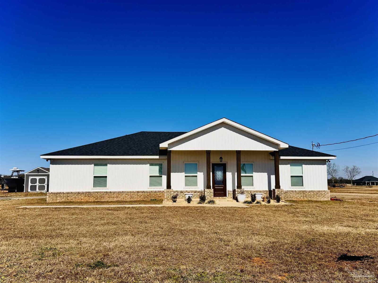 Property Photo: 2360 Trudy Ln FL 32565