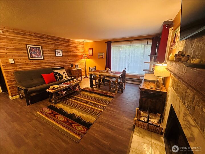 Property Photo: 17722 N Park Place N WA 98133