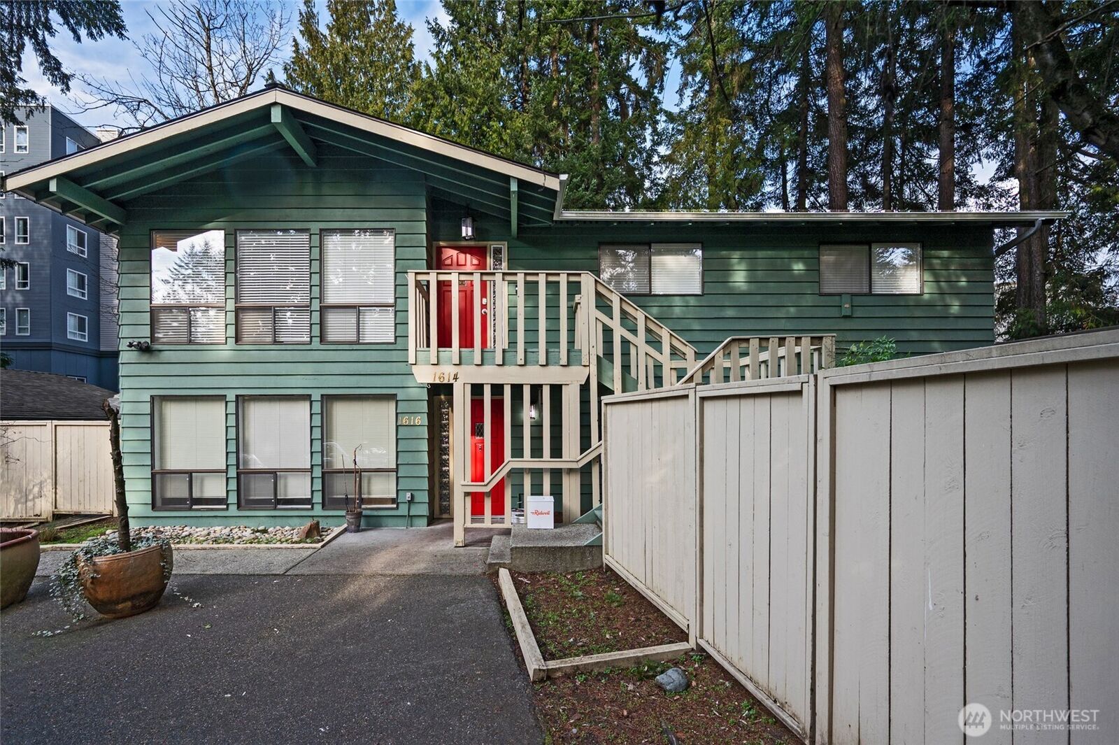 Property Photo: 1614 NE 199th Court WA 98155