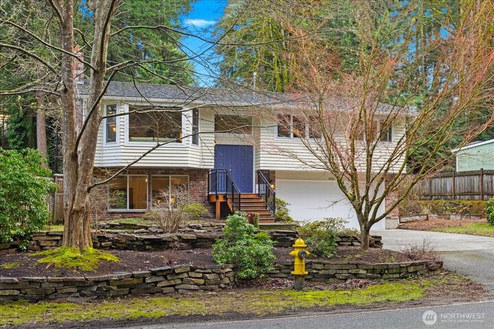 Property Photo: 20331 83rd Avenue W WA 98026