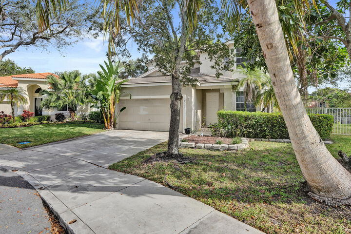 Property Photo:  2389 NW 162nd Terrace  FL 33028 