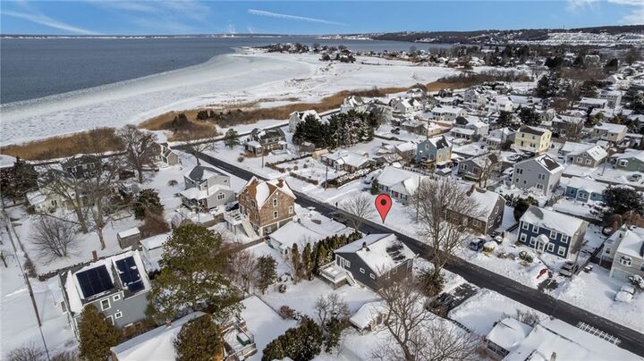 Property Photo:  102 Easton Avenue  RI 02871 