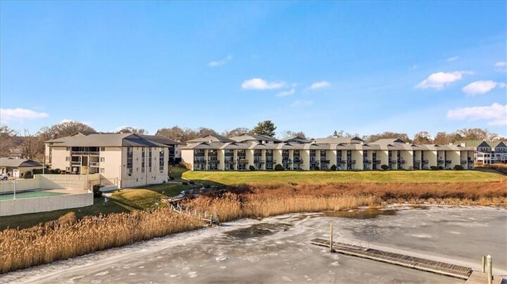Property Photo: 400 Narragansett Parkway Sc7 RI 02888