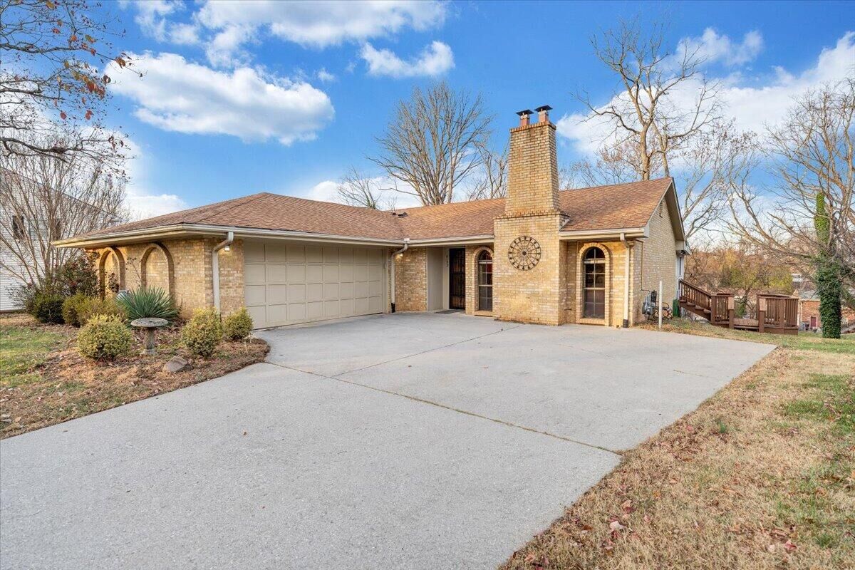 Property Photo:  8132 Running Deer Ln  VA 24019 
