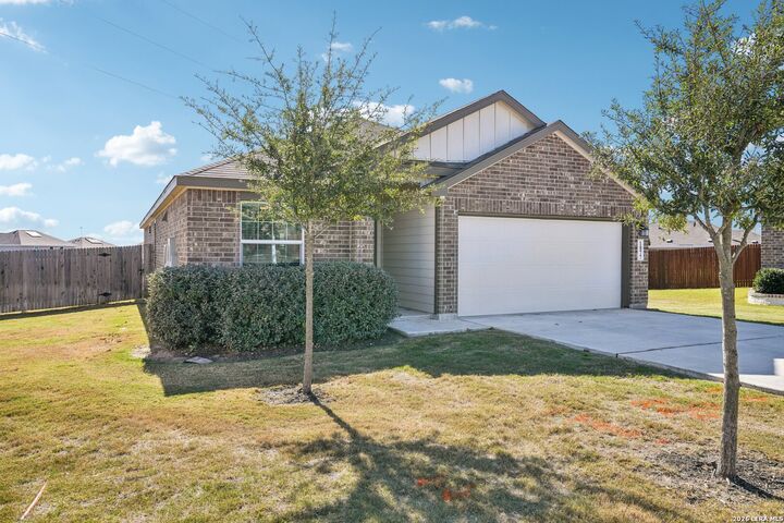 Property Photo:  1877 Lauter Ln  TX 78130 