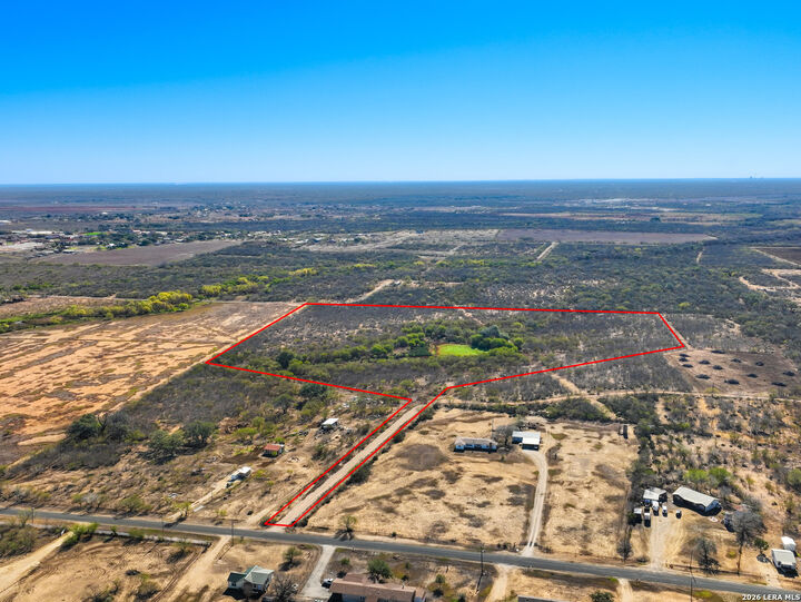 Property Photo:  +/- 32.04 Acres Bluntzer  TX 78026 