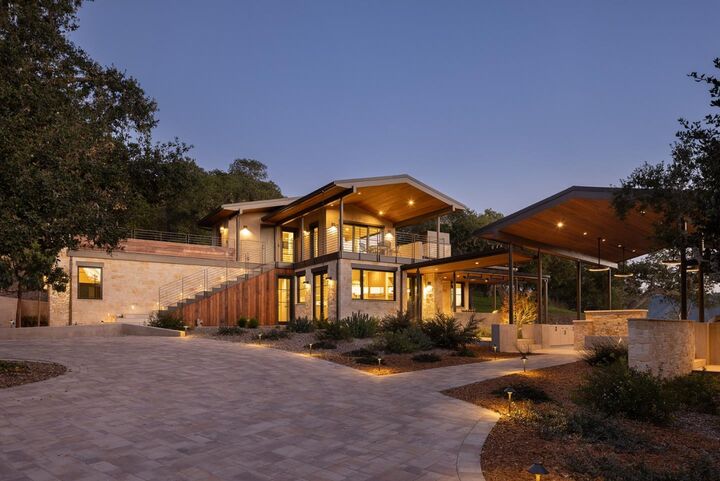 Property Photo:  71 Este Canada  CA 93923 