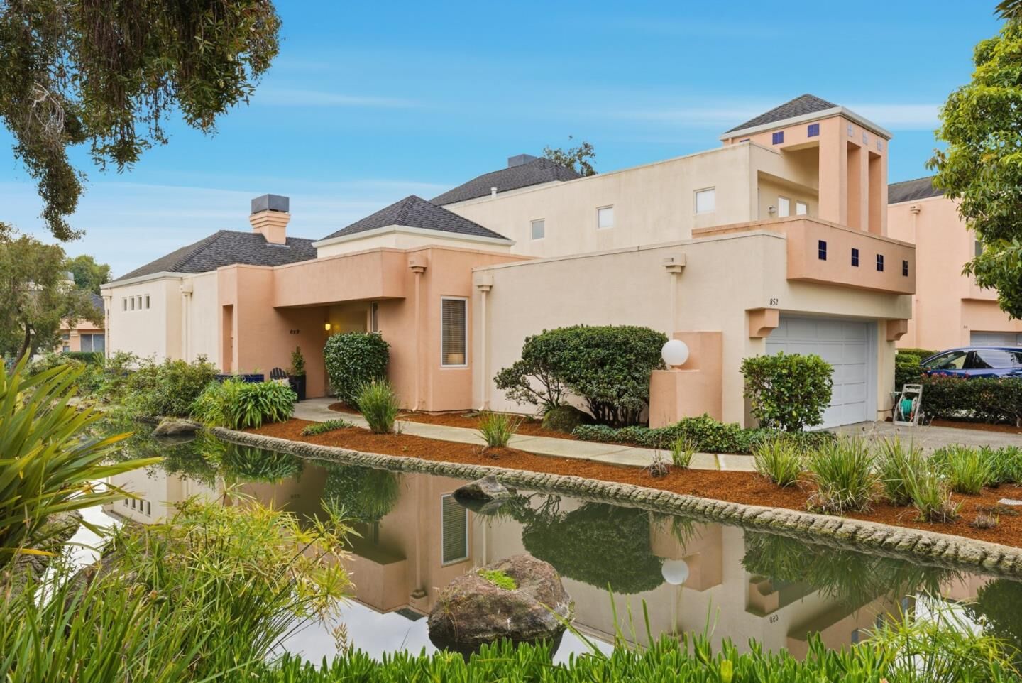 Property Photo:  852 Lakeshore Drive  CA 94065 