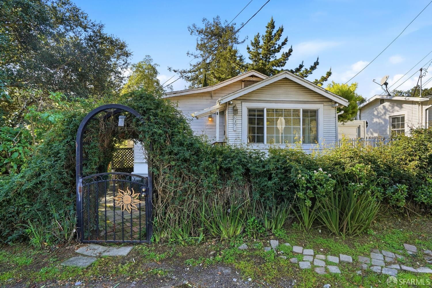 Property Photo:  6391 Hillmont Drive  CA 94605 