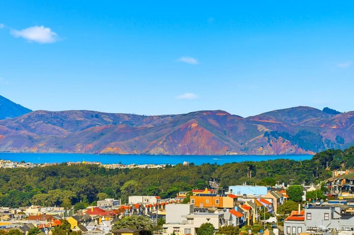 Property Photo: 1983 15th Avenue CA 94116