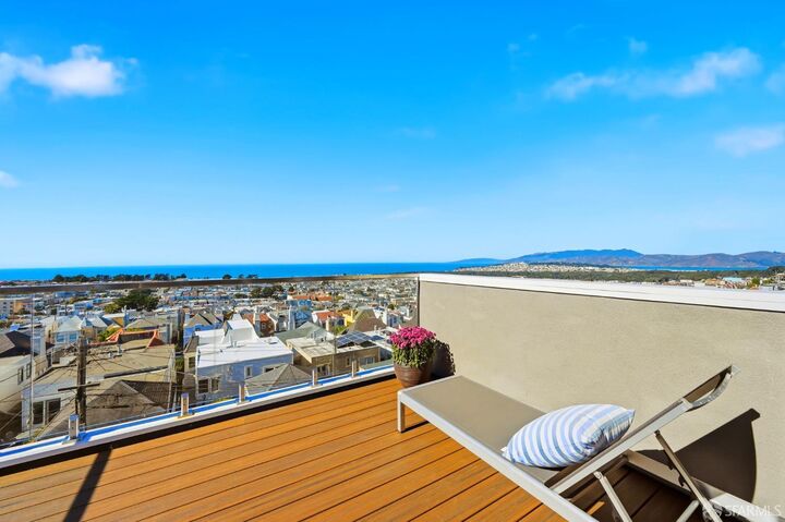 Property Photo:  1983 15th Avenue  CA 94116 