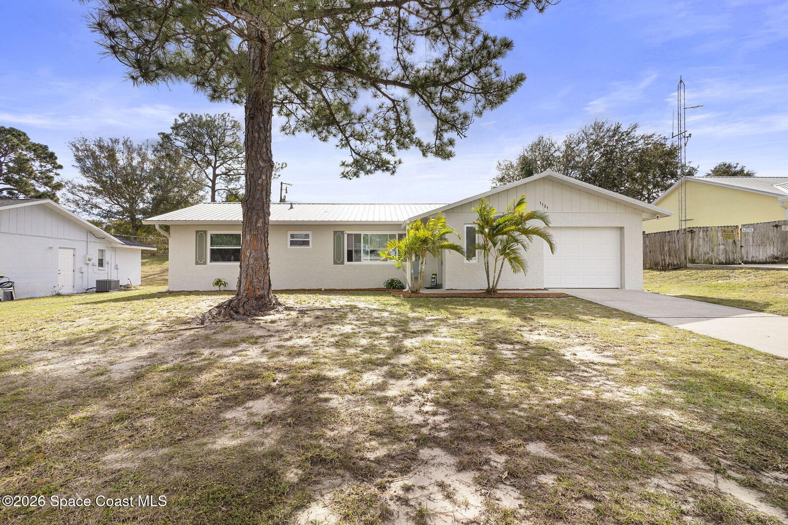 Property Photo: 1131 Covina Street FL 32927