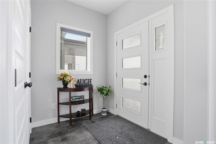 Property Photo: 306 Brighton Boulevard SK S7V 0V8